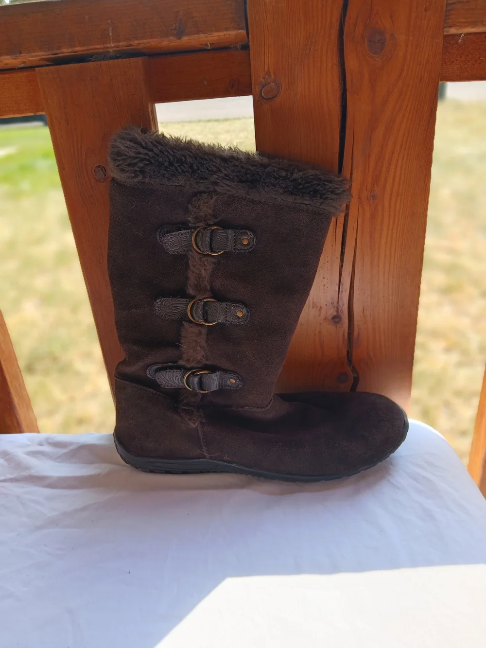 Eddie Bauer Dark Brown Suede Faux-Fur Trim Winter Boots